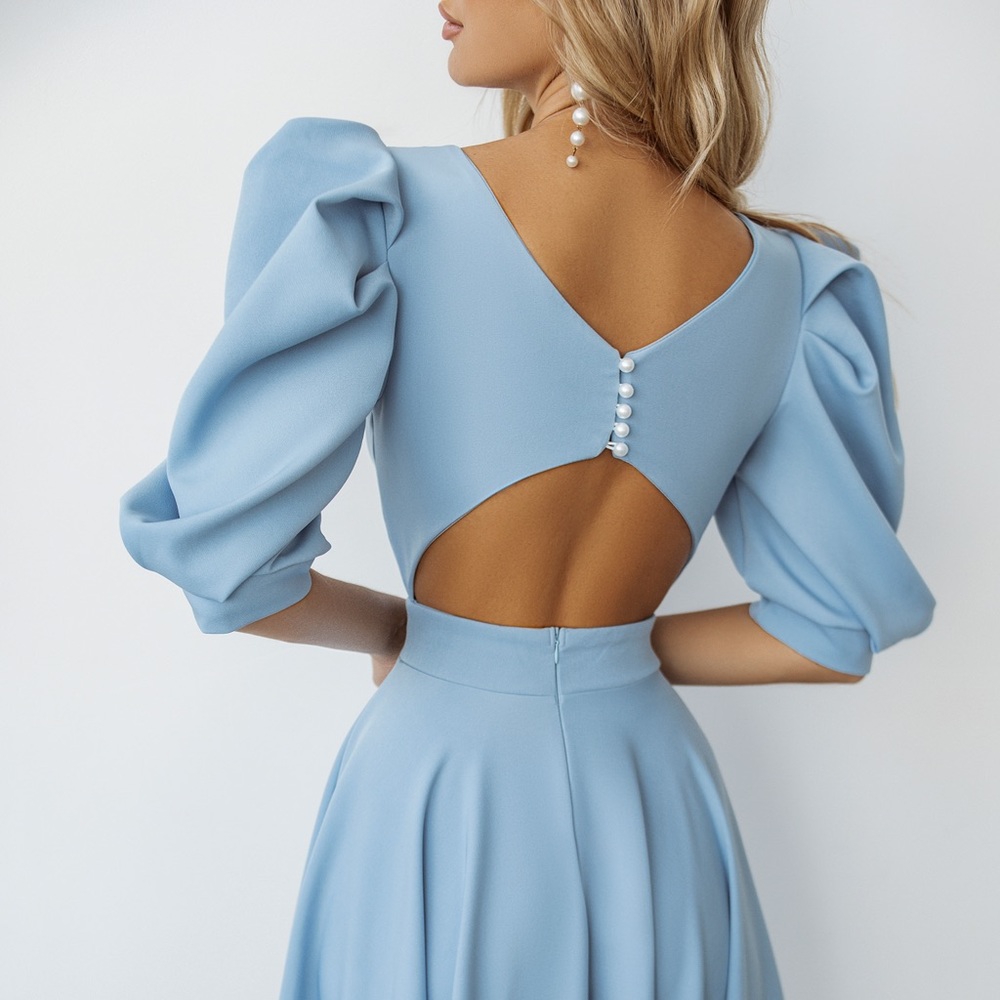 SKY-BLUE BACKLESS PUFF-SLEEVE MIDI DRESS (ARTICLE C383)
